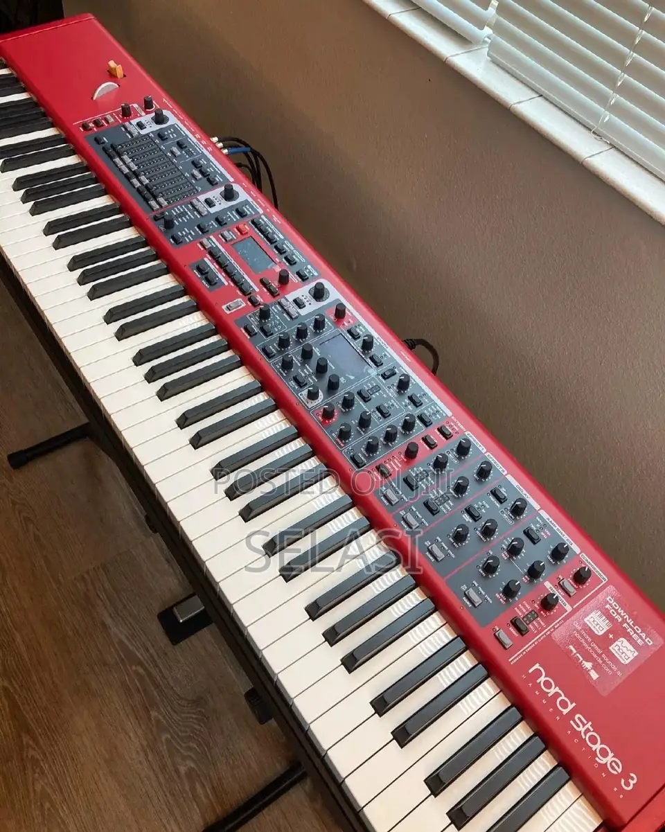 Nord Stage 3 88 With a Fully Weighted Hammer Action Keybed (A-C)