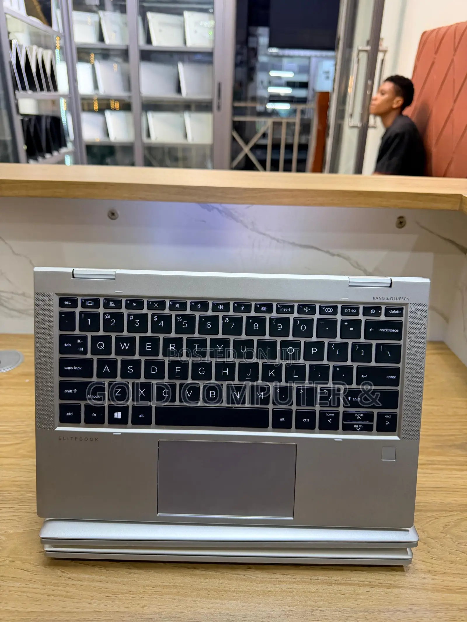 Laptop HP EliteBook 1040 G8 32GB Intel Core i7 SSD 512GB