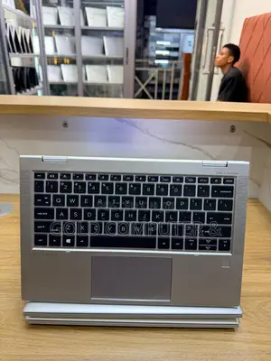 Laptop HP EliteBook 1040 G8 32GB Intel Core i7 SSD 512GB