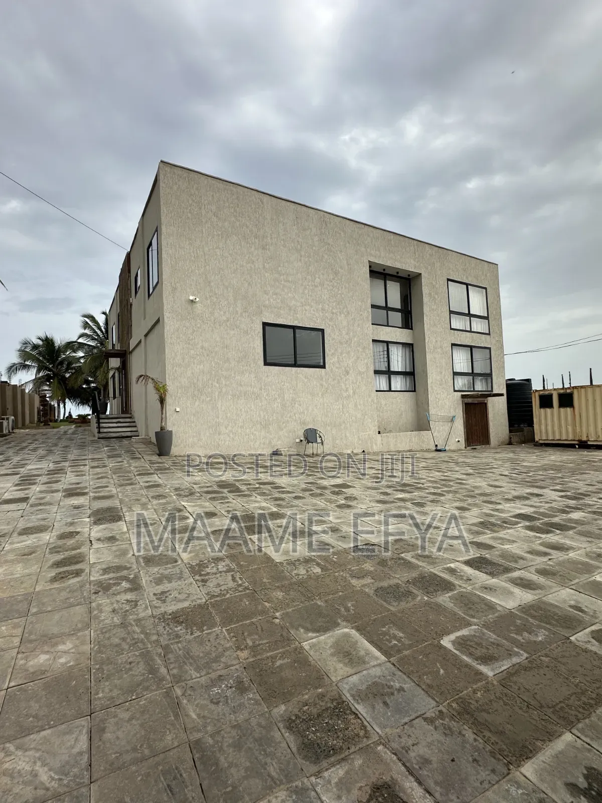 4bdrm House in Prampram for sale