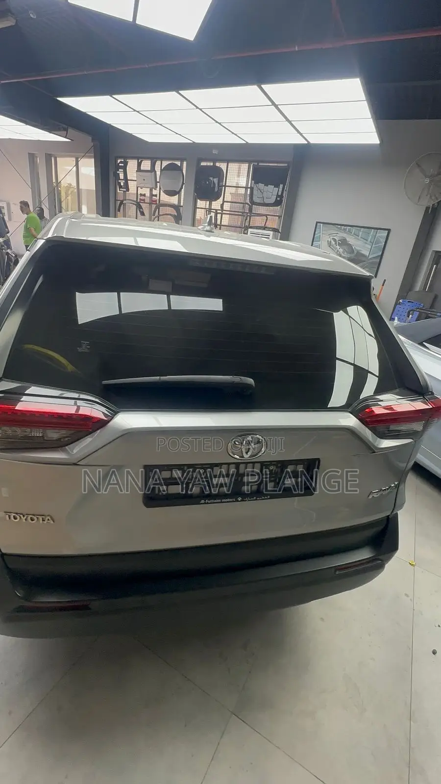 Toyota RAV4 XLE AWD 2019 Gray
