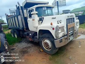 Mack Tipper Truck (Just Like Howo ) Double Axle