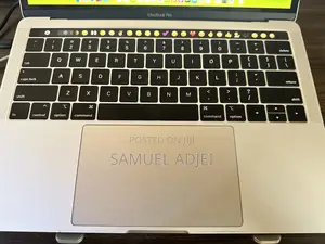 Laptop Apple MacBook Pro 2018 16GB Intel Core i5 SSD 512GB