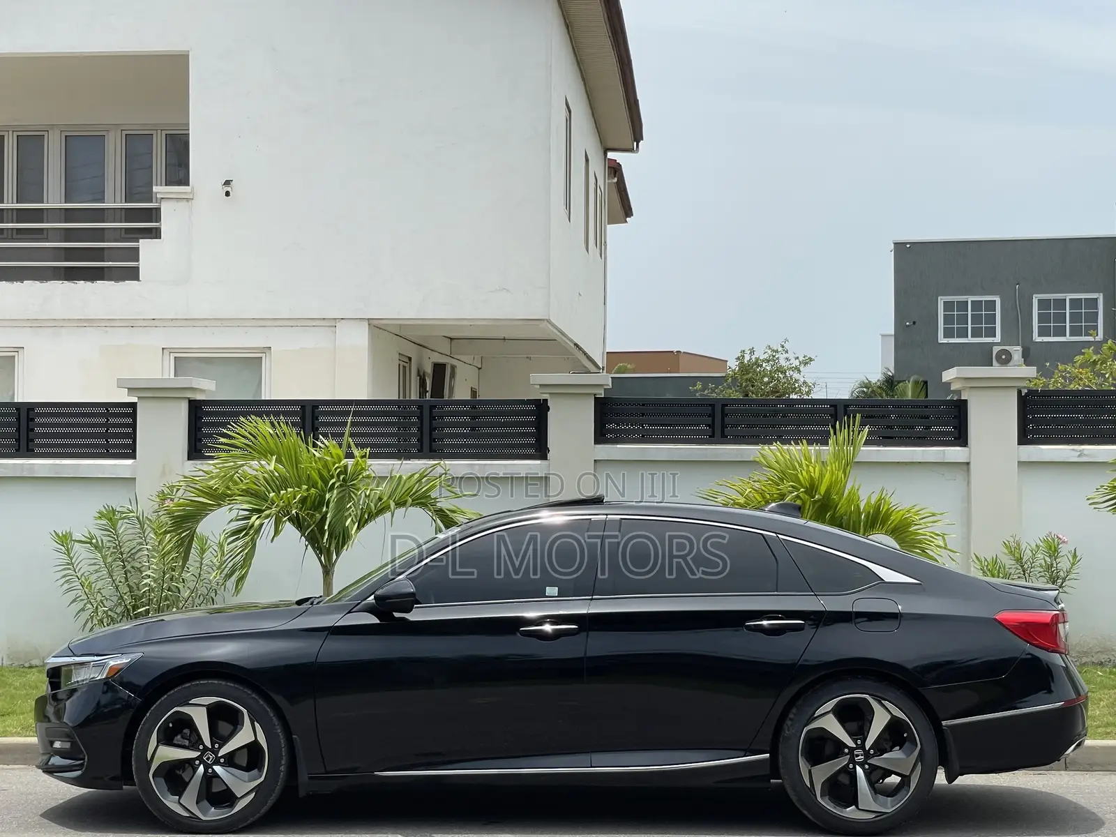 Honda Accord EX-L (1.5L 4cyl Turbo CVT) 2019 Black