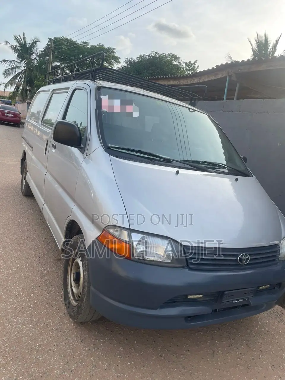 Toyota HiAce 2004 Silver