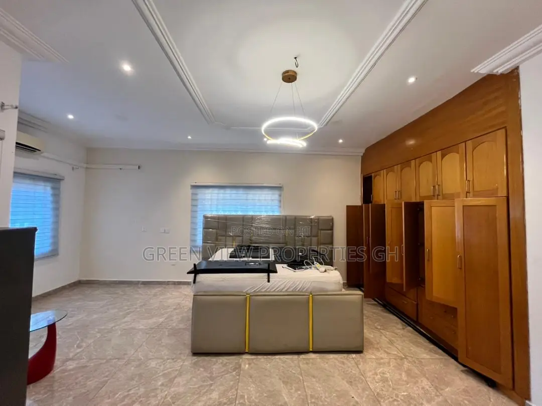 4bdrm Duplex in East Legon for rent