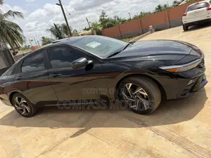 Hyundai Elantra SEL 2024 Black