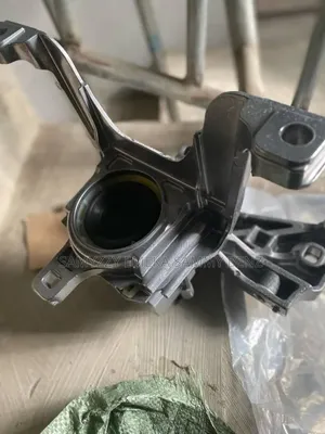 Different Models of Mercedes-Benz Engine Seat