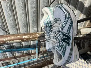 New Balance 740