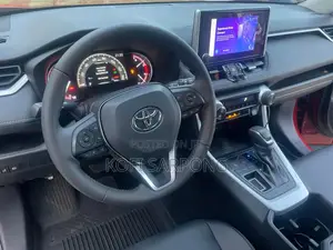Toyota RAV4 XLE Premium FWD 2024 Red