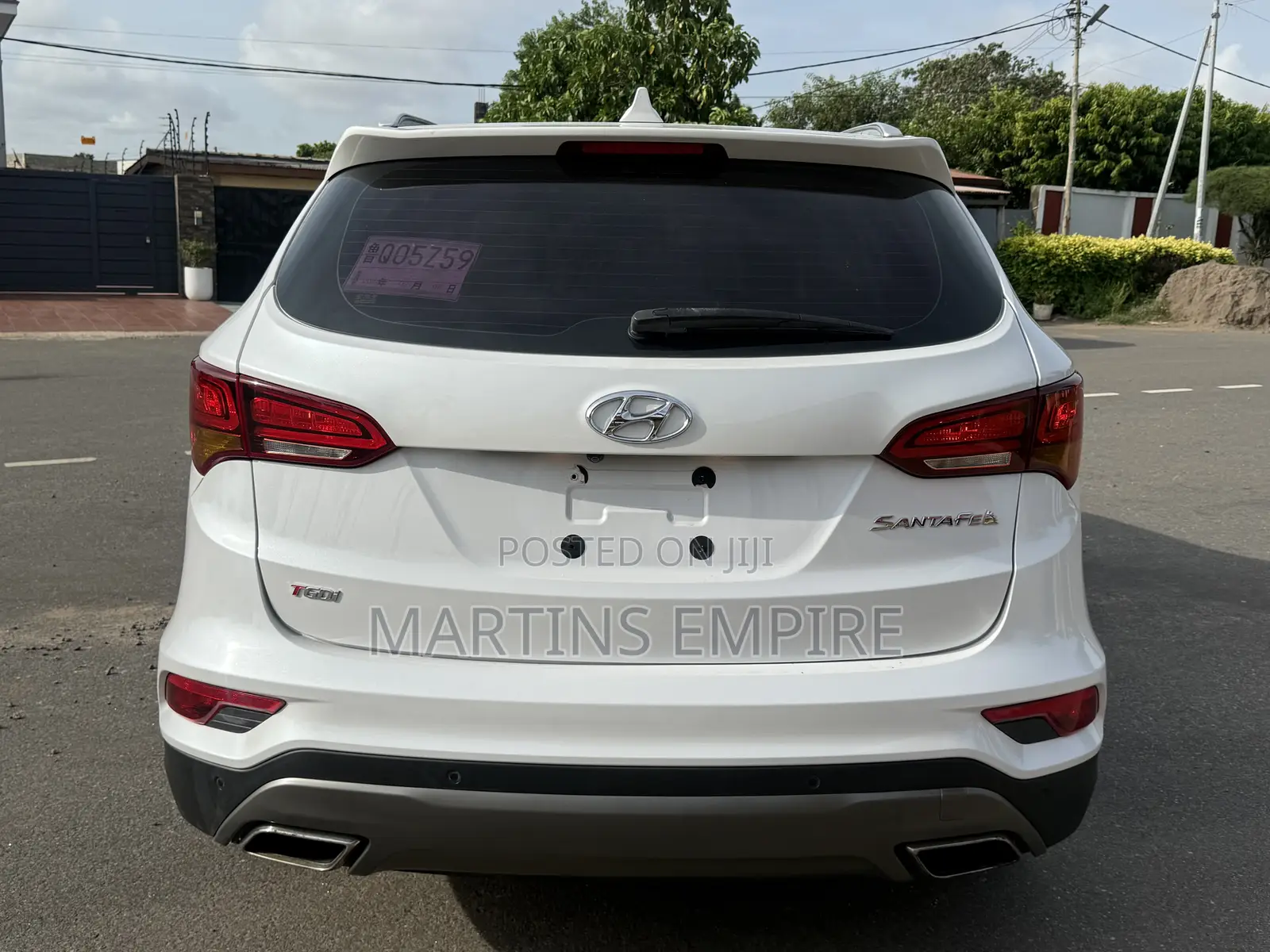 Hyundai Santa Fe SE AWD 2017 White