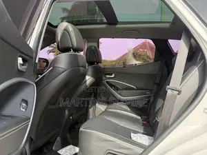 Hyundai Santa Fe SE AWD 2017 White
