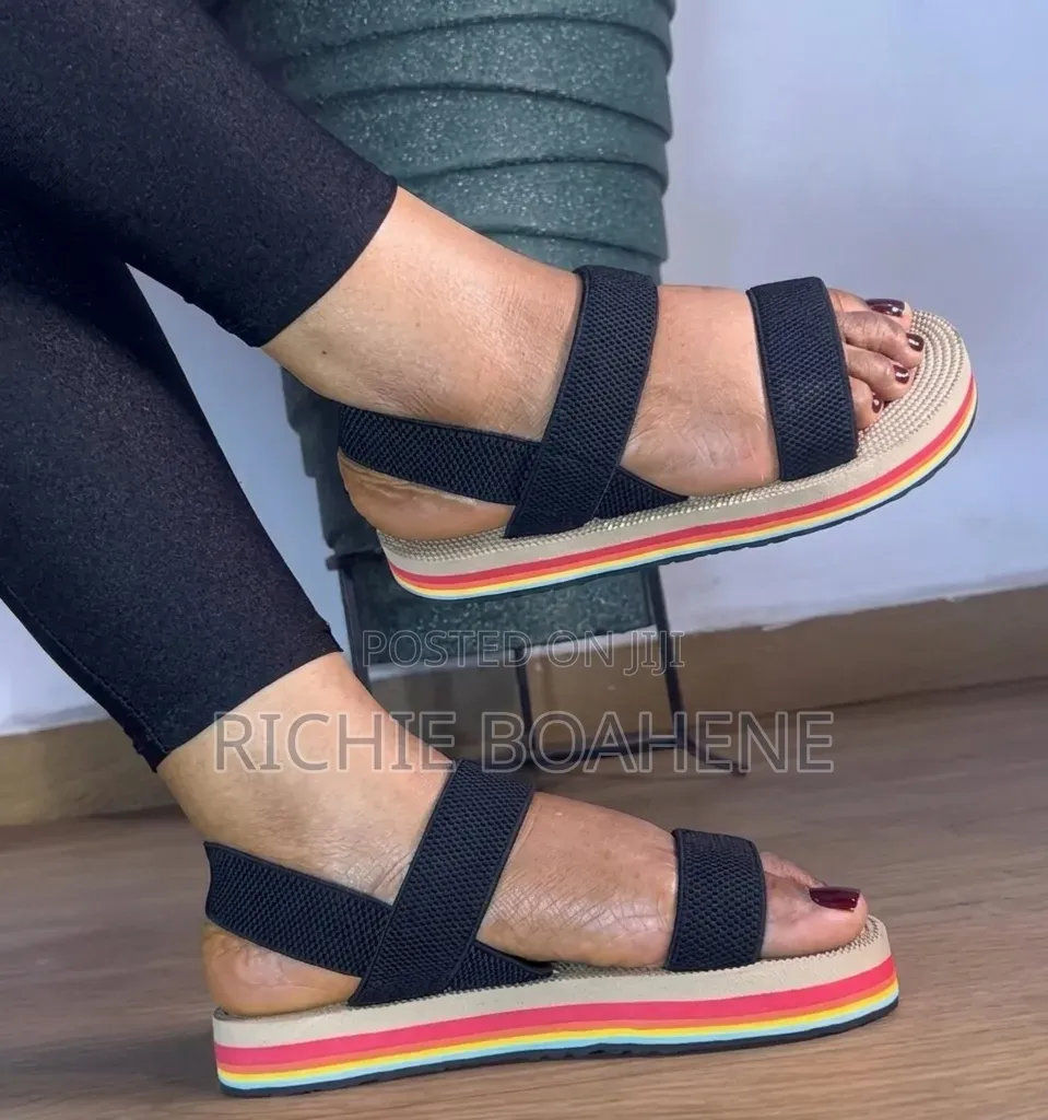 Girls Sandals Size 37