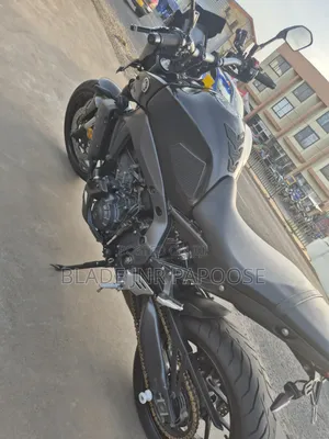 Yamaha 2023 Black