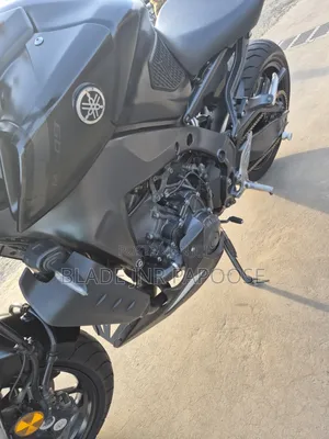 Yamaha 2023 Black