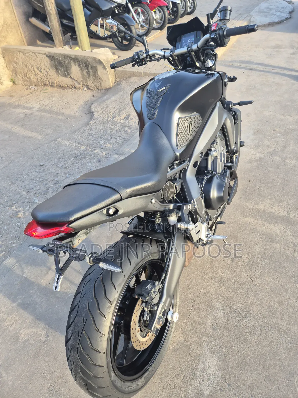 Yamaha 2023 Black