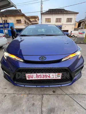 Toyota Corolla SE 2021 Blue