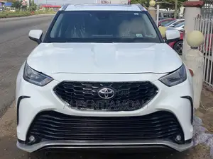 Toyota Highlander 2022 White