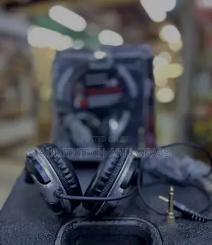 Power HDJ-1000 Headphones