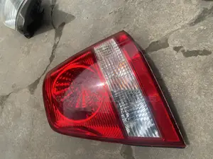 Kia Sorento 2002 -2005 Tail Light Pair