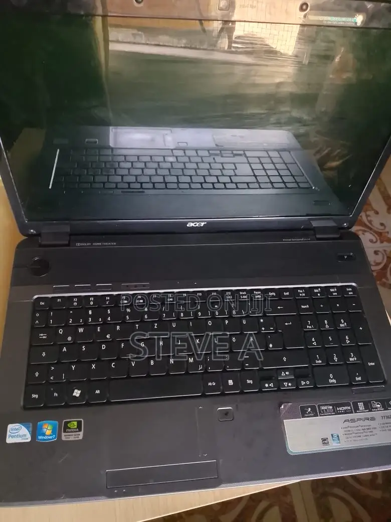 Laptop Acer Aspire 7736ZG 3GB Intel Pentium HDD 320GB