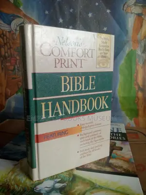 Nelson's Comfort Print Bible Handbook