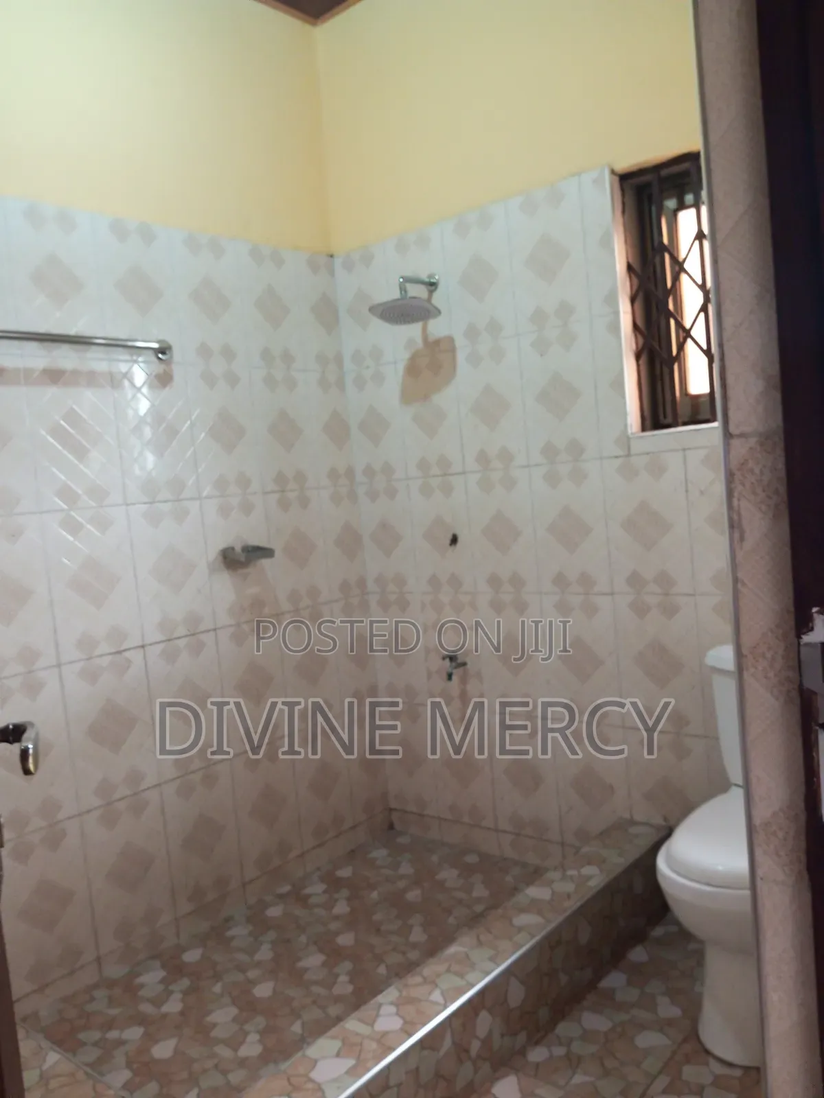 1bdrm Apartment in Obum Road, Awutu Senya East Municipal for rent