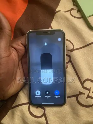 Apple iPhone 11 64 GB White