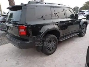 New Toyota Land Cruiser Prado 2.8 2025 Black