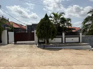 3bdrm House in Kwabenya Acp, Ga East Municipal for sale