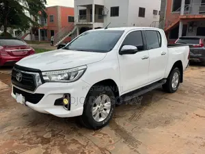 Toyota Hilux Revo Smart Cab Deisel 2.8 RWD 2019 White