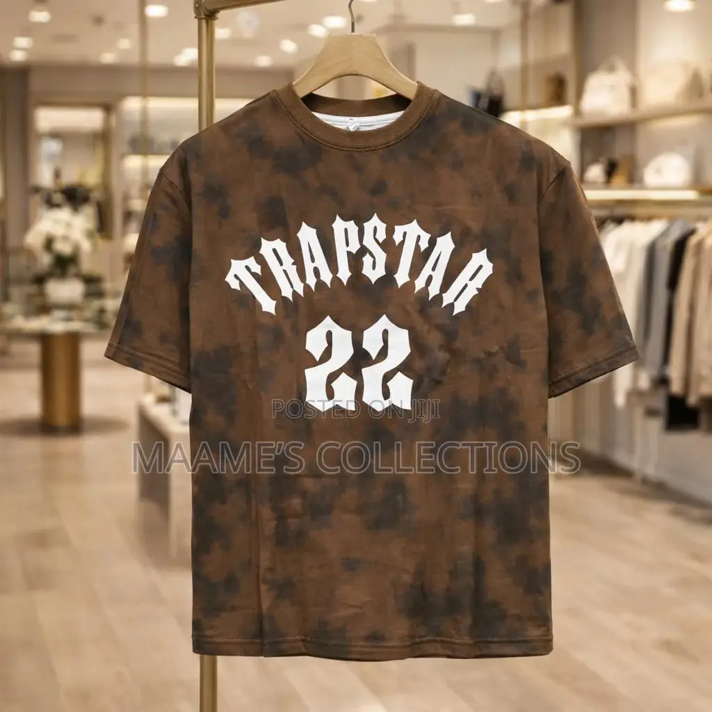 Men’S Round Neck T-Shirt With Style Logo and Numbers.