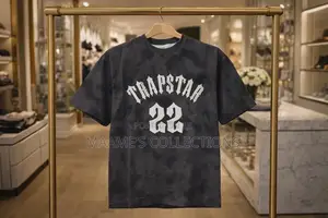 Men’S Round Neck T-Shirt With Style Logo and Numbers.