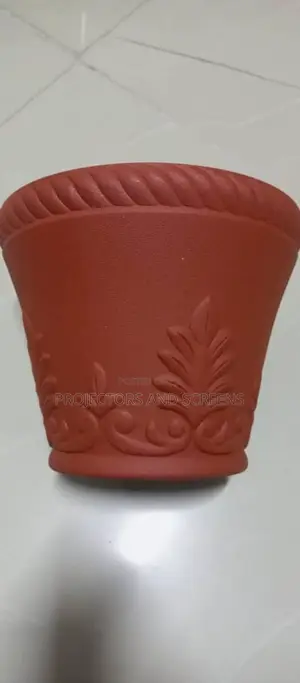 Flower Pots Designed Ones 21cm By 26cm