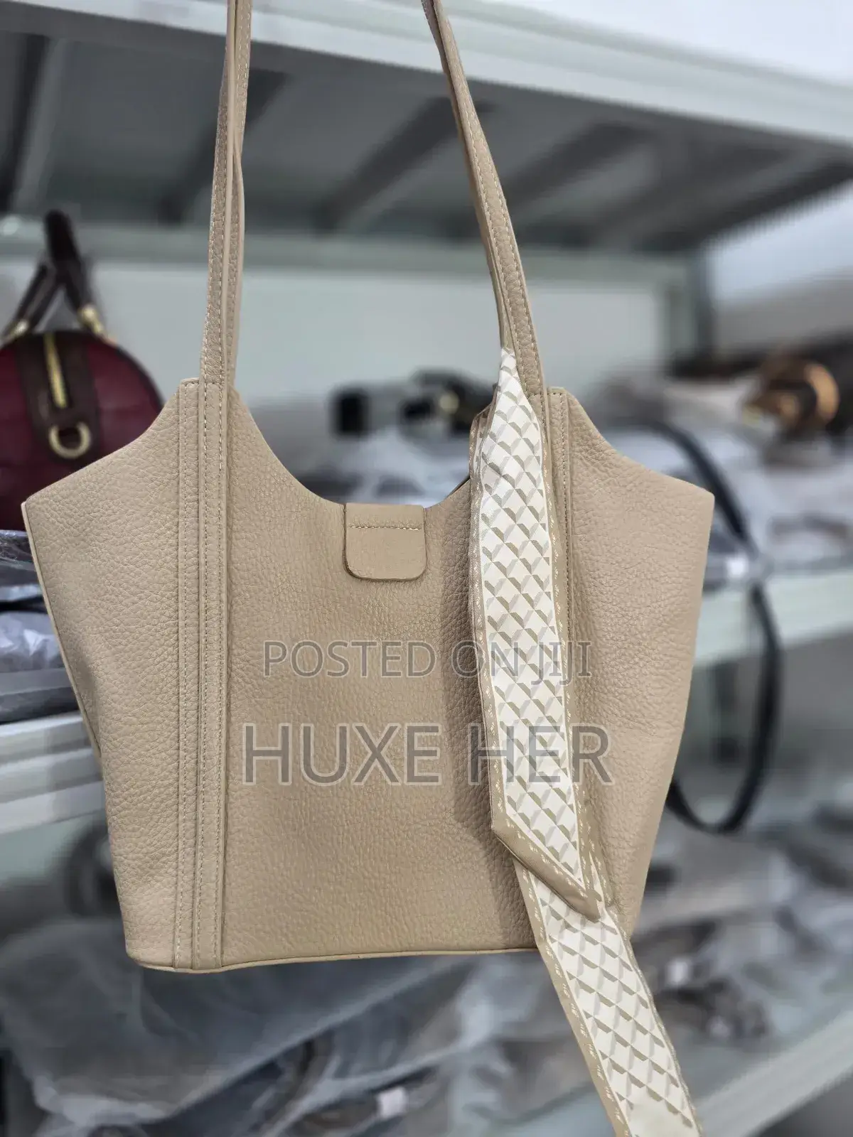 Below 120ghc Ladys Bags