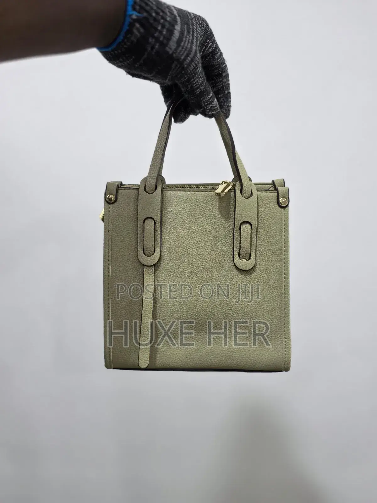 Below 120ghc Ladys Bags