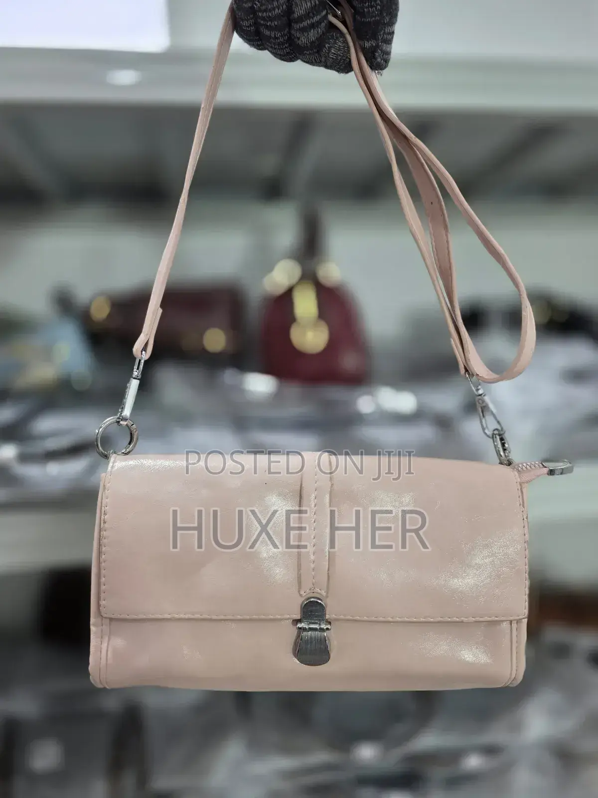 Below 120ghc Ladys Bags