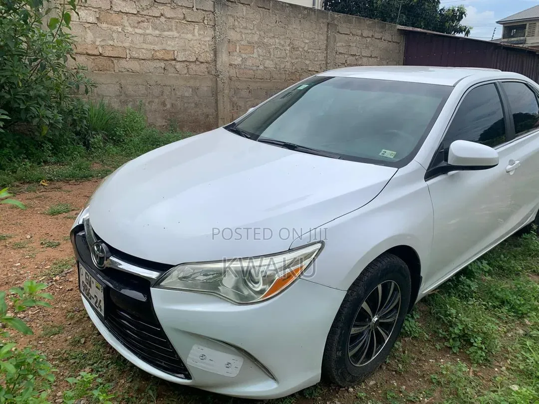 Toyota Camry 2015 White