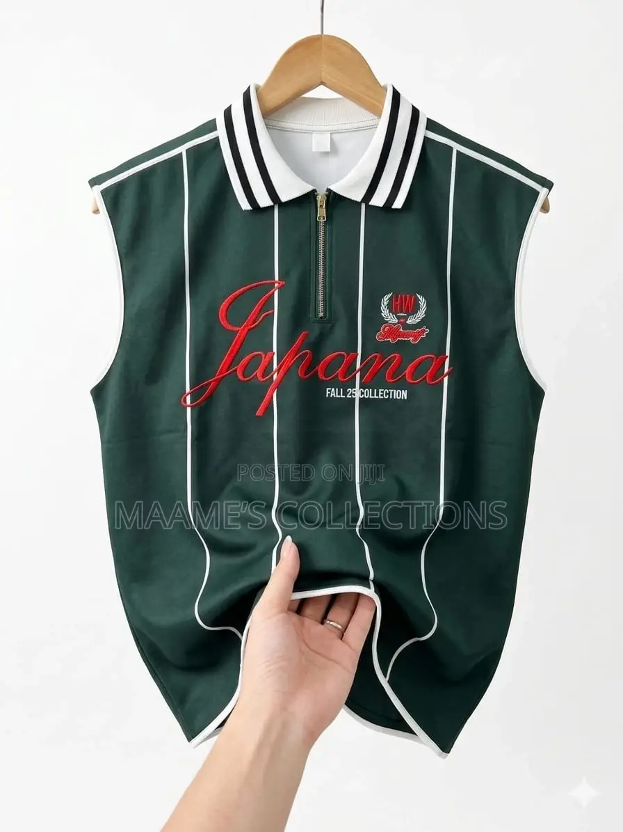 Men’S Sleeveless, Striped Zipper-Neck Vest / Tank Top