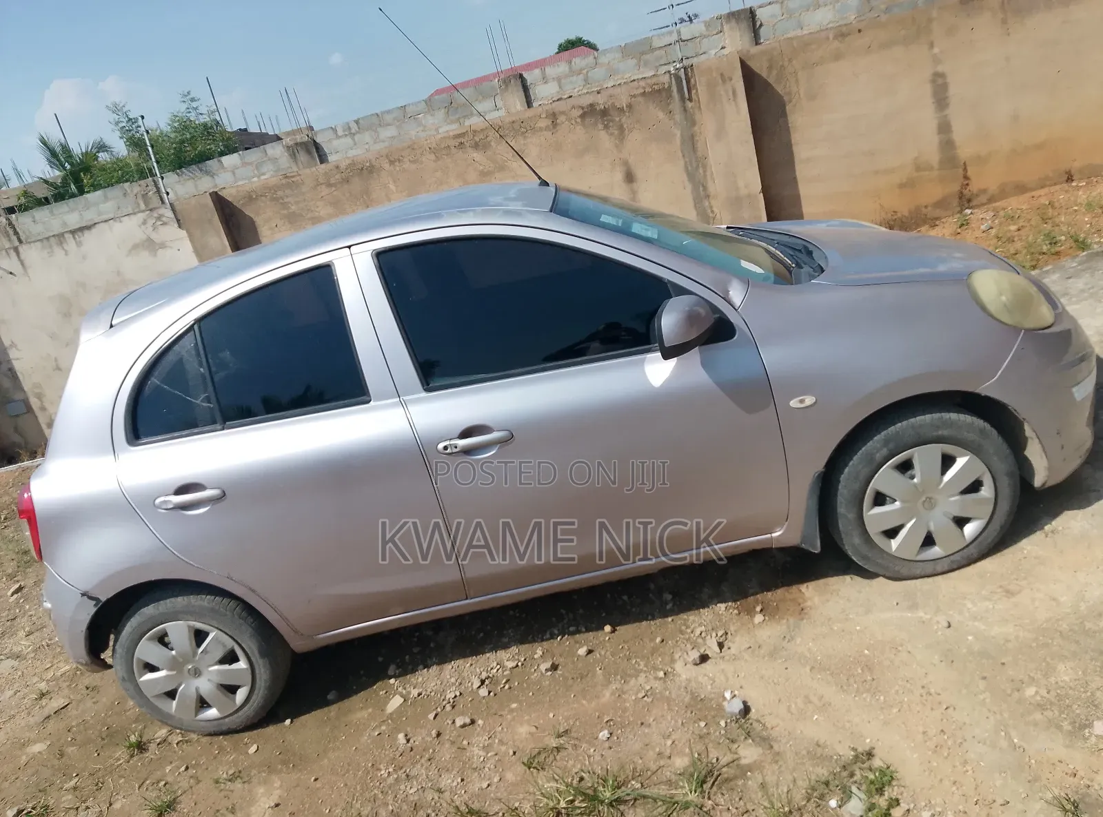 Nissan March 1.2 AWD 2012 Silver