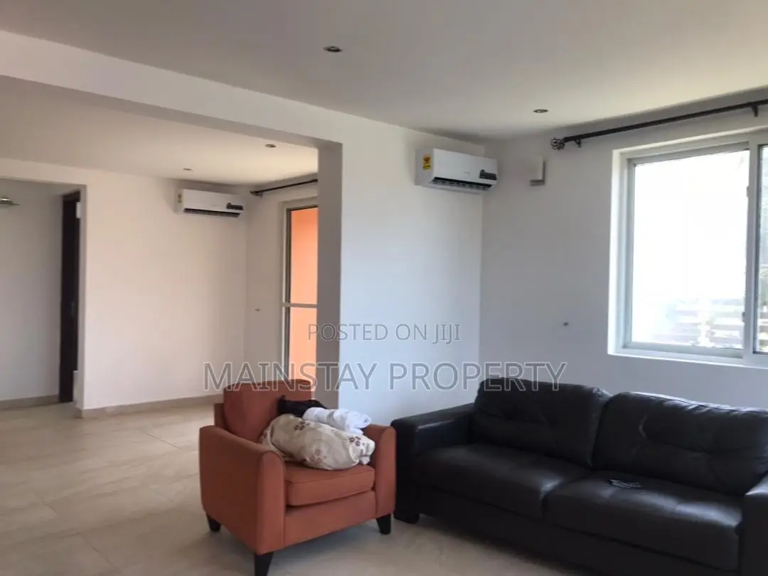 4bdrm Townhouse / Terrace in Mainstay Estates, Teshie for rent