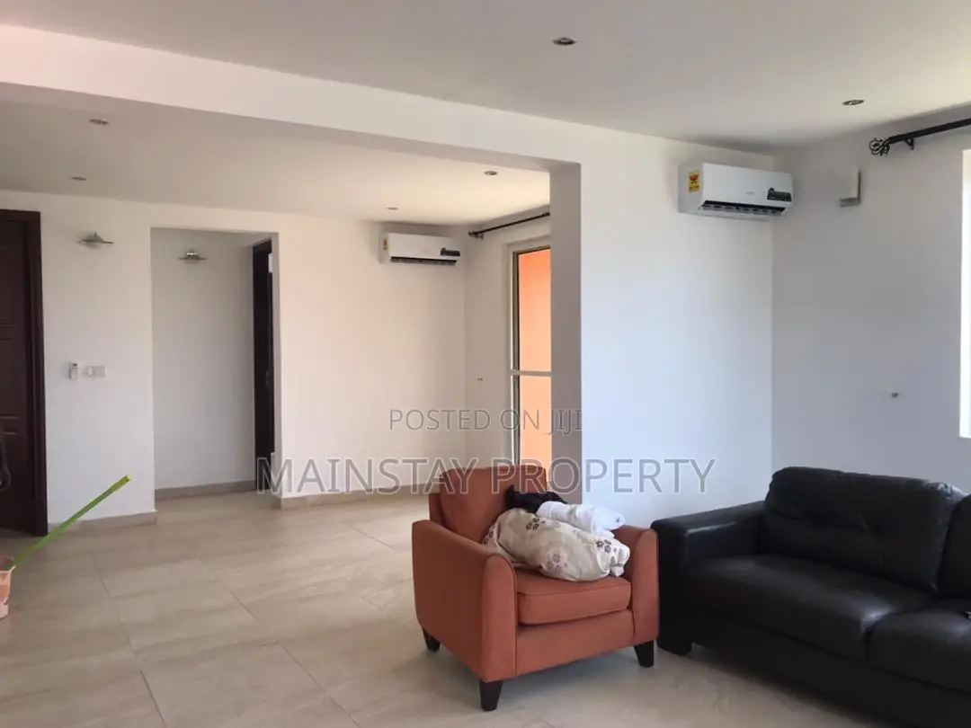 4bdrm Townhouse / Terrace in Mainstay Estates, Teshie for rent