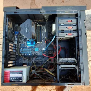 Desktop Computer Asus 12GB AMD HDD 1T