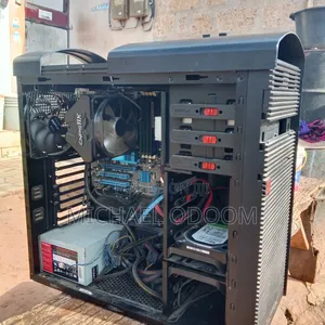 Desktop Computer Asus 12GB AMD HDD 1T