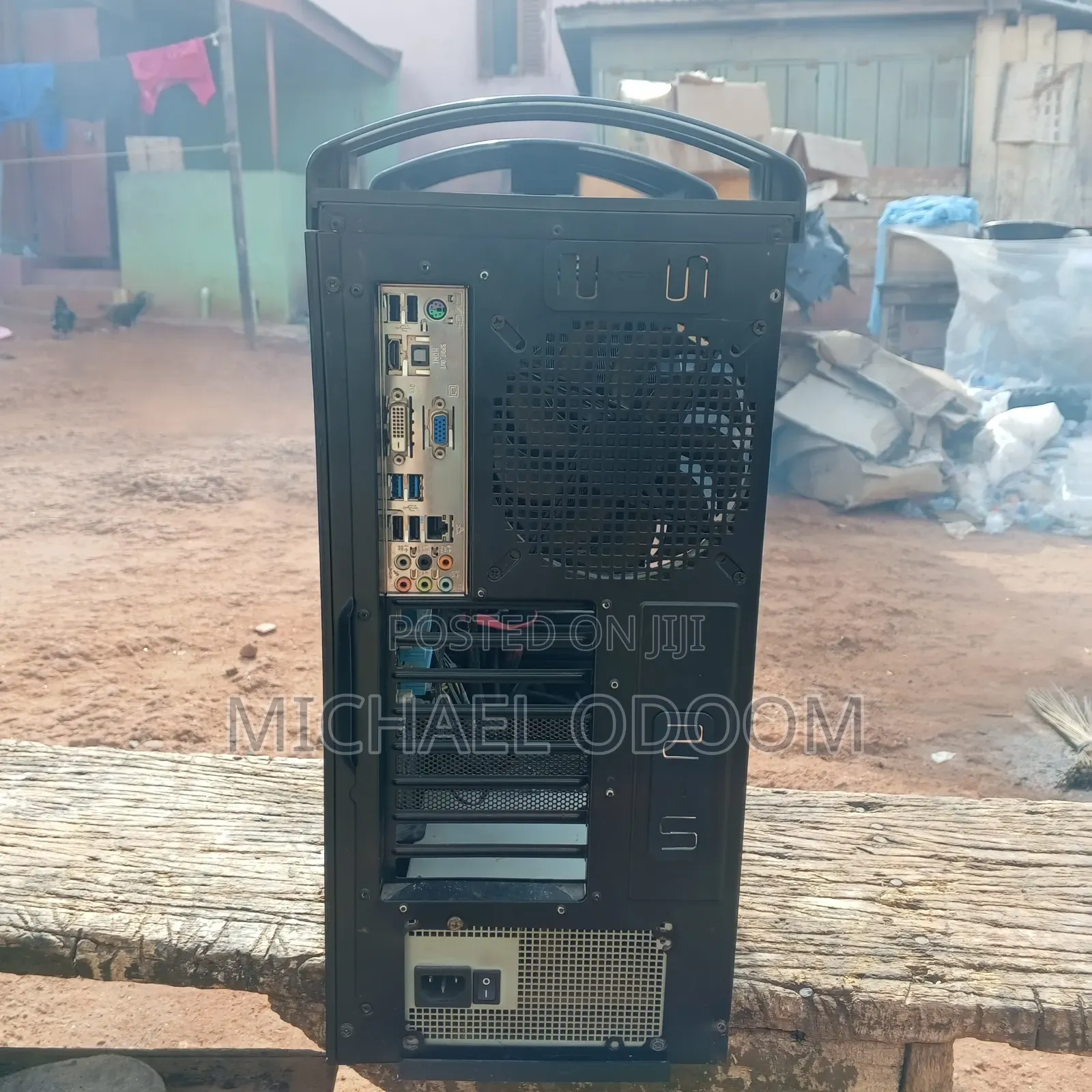 Desktop Computer Asus 12GB AMD HDD 1T