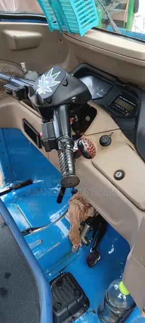 Bajaj RE 2025 Blue
