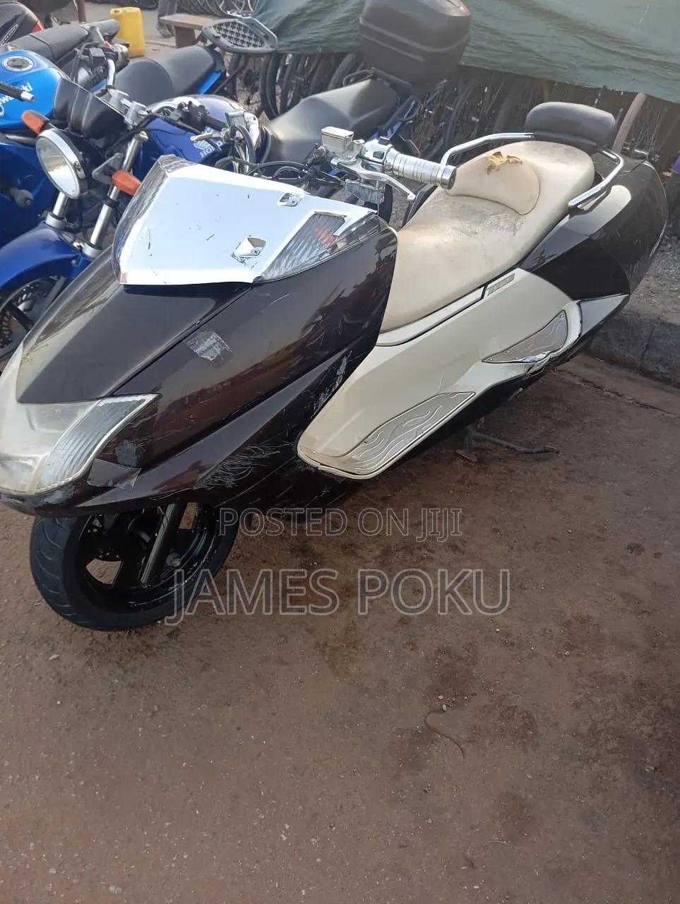 Yamaha 2025 Brown