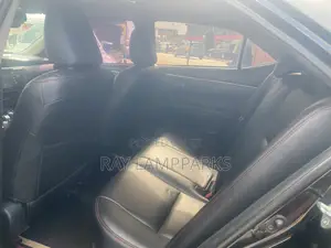 Toyota Corolla XSE (1.8L 4cyl 2A) 2019 Black