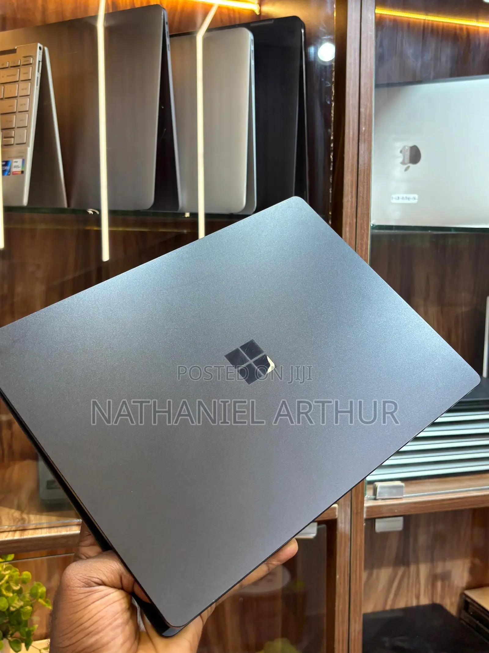 New Laptop Microsoft Surface Laptop 3 8GB Intel Core i5 SSD 256GB