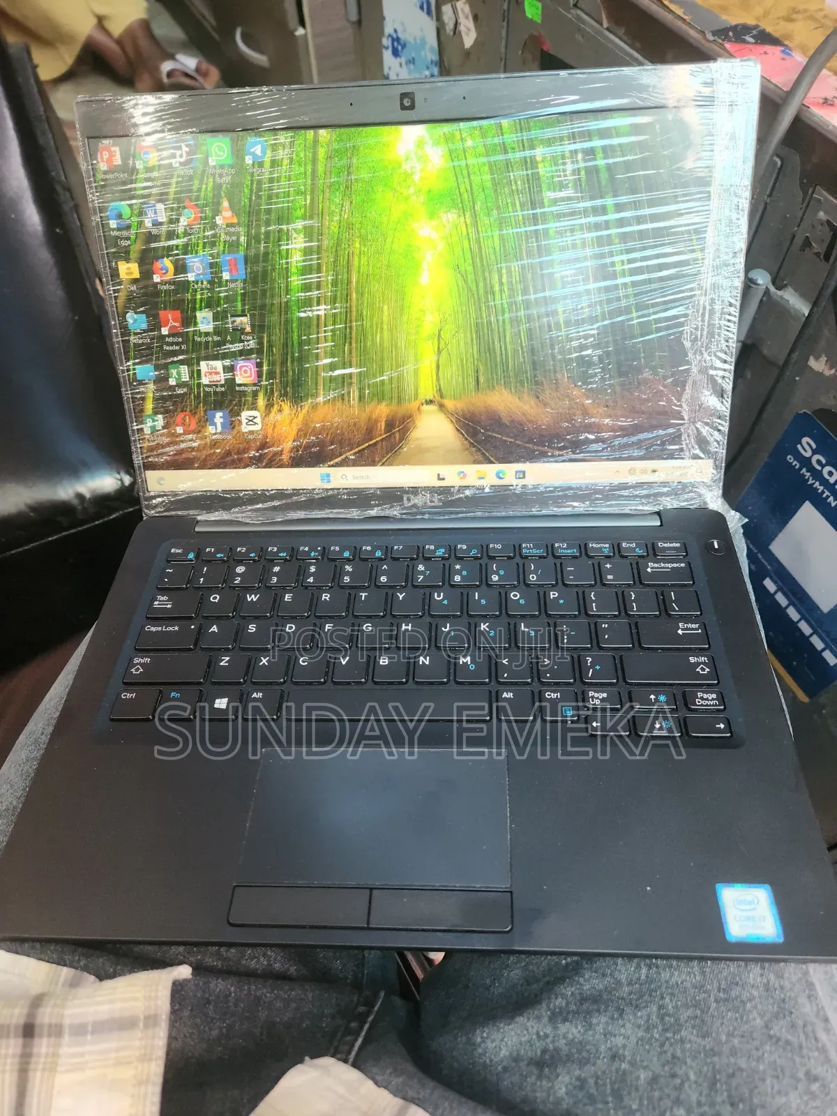 Laptop Dell Latitude 7390 16GB Intel Core i7 SSD 256GB